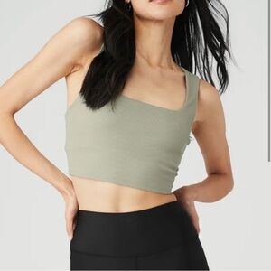 NWOT Alo Ribbed Chic Bra Tank- Limestone